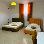 Bed and Breakfast Drita's Golem (Tirana)
