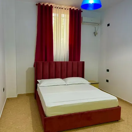 Drita's Alojamento de Acomodação e Pequeno-almoço Golem (Tirana)