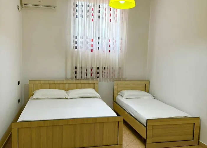 Drita's فندق مبيت وإفطار 3*