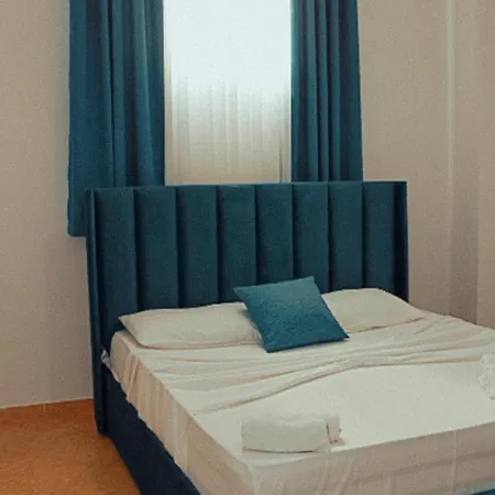 Drita's Bed & Breakfast Golem (Tirana)